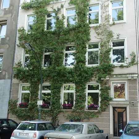 Tolstov-Hotels Big Room Apartment With Balcony Dusseldorf